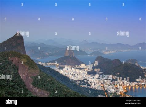 Corcovado  una melodía conmovedora que evoca la nostalgia del paisaje carioca